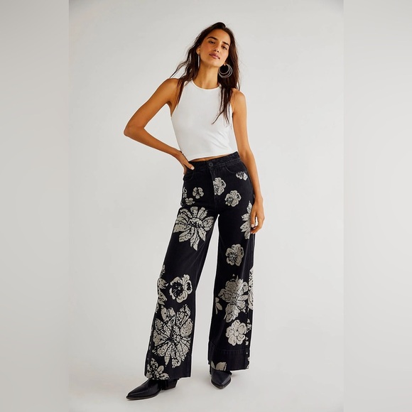 We The Free Pants - We The Free Black Wide-Leg Floral Print Pants